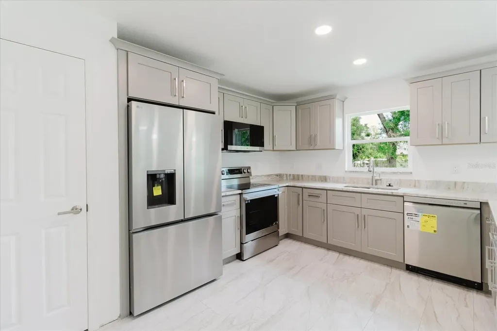 3128 12th Street Court E Bradenton FL 34208