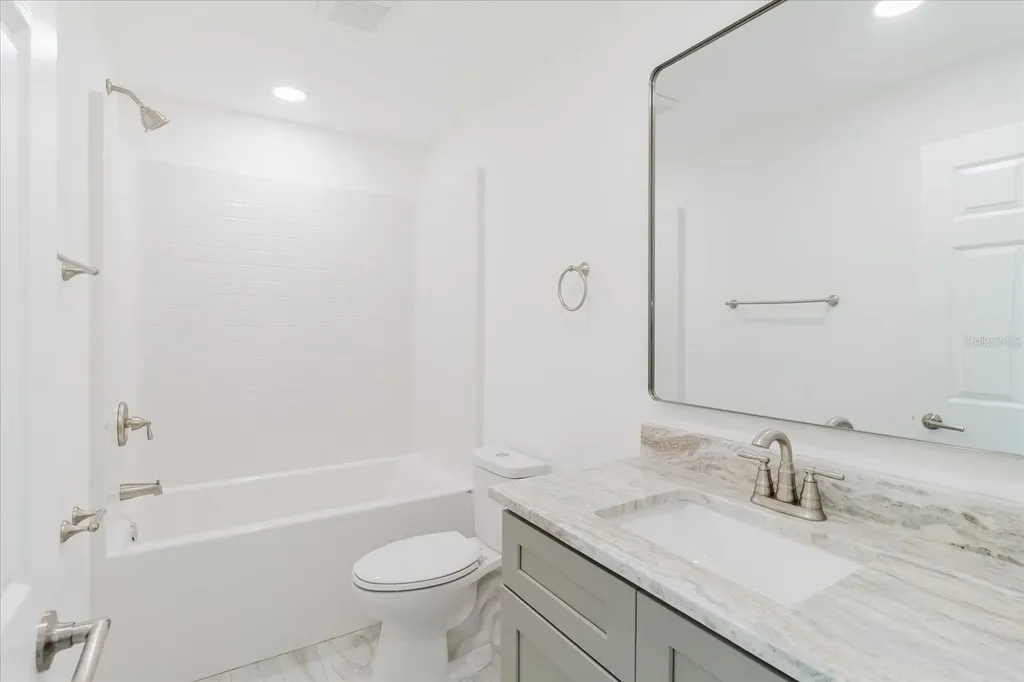3128 12th Street Court E Bradenton FL 34208