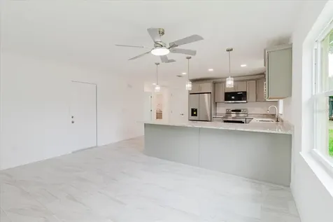3128 12th Street Court E Bradenton FL 34208