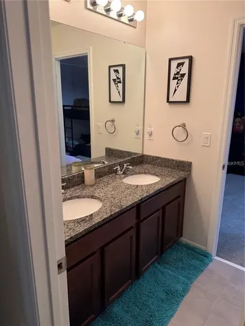 2489 Blowing Breeze Avenue Kissimmee FL 34744