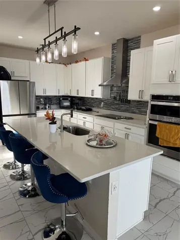 2489 Blowing Breeze Avenue Kissimmee FL 34744