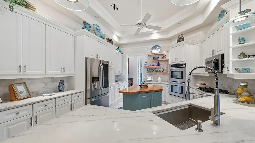 27 Dominica Drive Englewood FL 34223