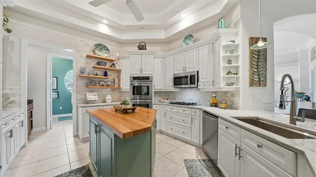 27 Dominica Drive Englewood FL 34223