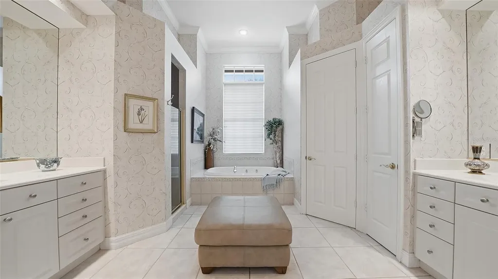27 Dominica Drive Englewood FL 34223
