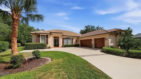 27 Dominica Drive Englewood FL 34223
