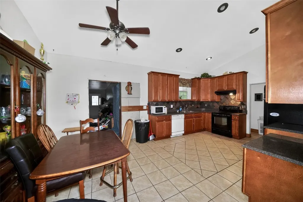 4700 Woody Road Marianna FL 32448