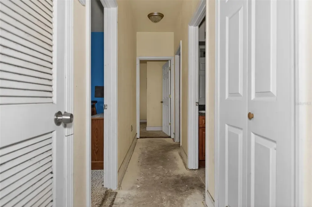 4700 Woody Road Marianna FL 32448