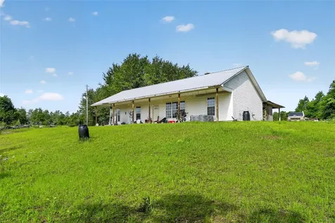 4700 Woody Road Marianna FL 32448