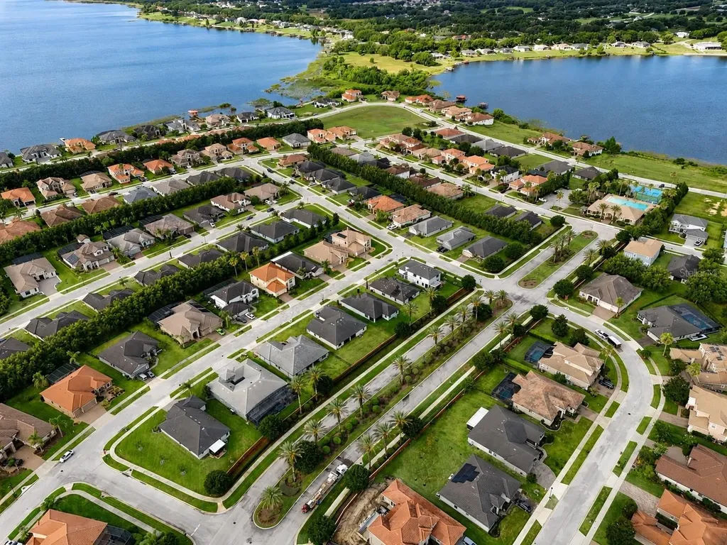 226 Lake Vista Drive Auburndale FL 33823