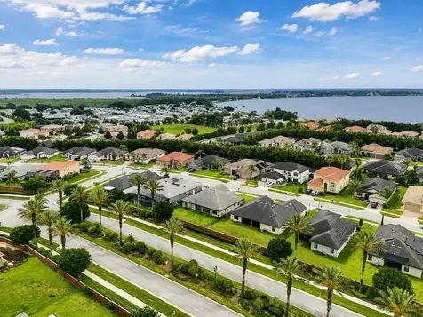 226 Lake Vista Drive Auburndale FL 33823