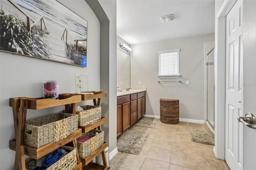 6412 Golden Dewdrop Trail Windermere FL 34786