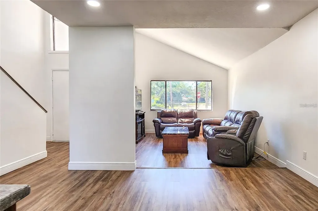 16169 Gardendale Drive Tampa FL 33624