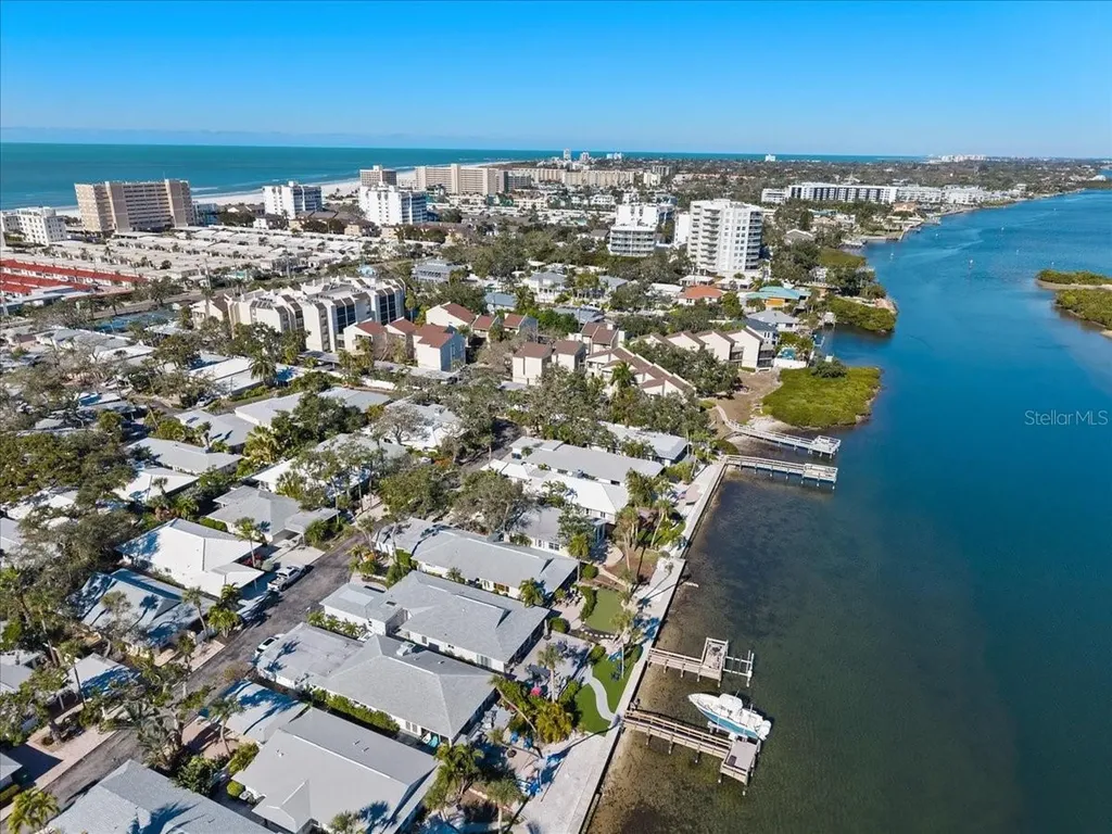 1387 Moonmist Drive Sarasota FL 34242