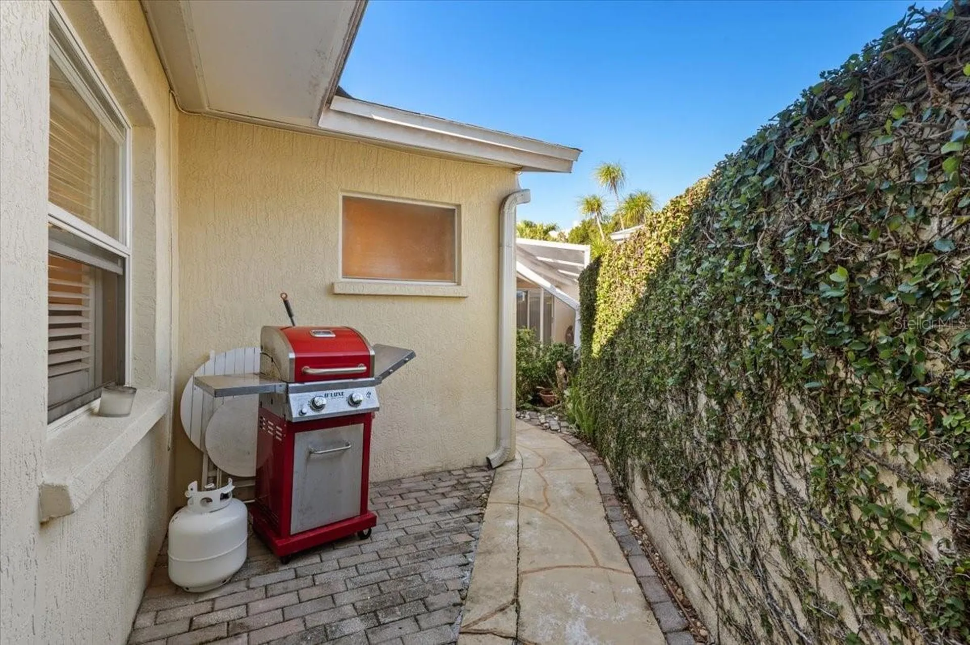 1387 Moonmist Drive Sarasota FL 34242