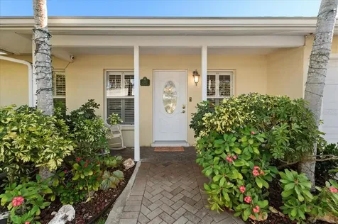 1387 Moonmist Drive Sarasota FL 34242