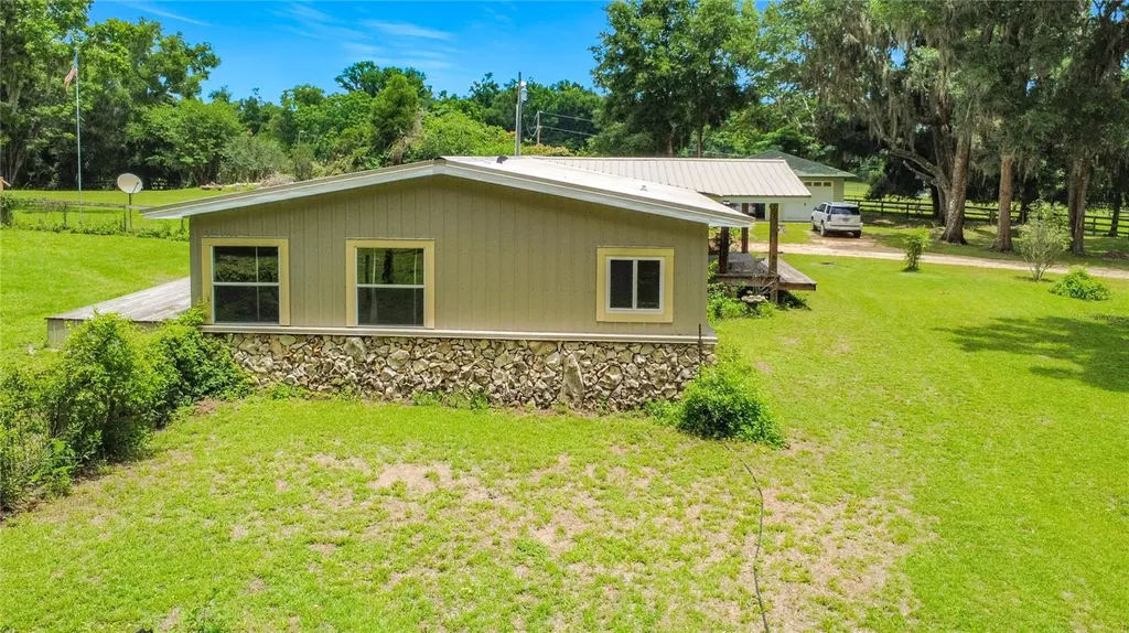 1919 NW 100th Street Ocala FL 34475
