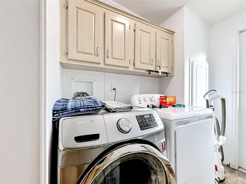 1919 NW 100th Street Ocala FL 34475