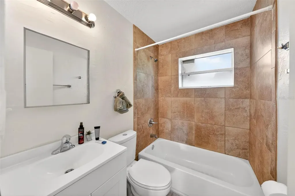 71 Fairview Avenue Ormond Beach FL 32174