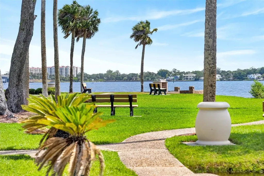 71 Fairview Avenue Ormond Beach FL 32174