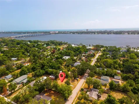 71 Fairview Avenue Ormond Beach FL 32174