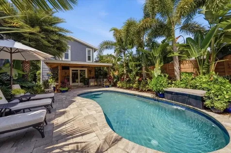2450 Burlington Avenue N St Petersburg FL 33713