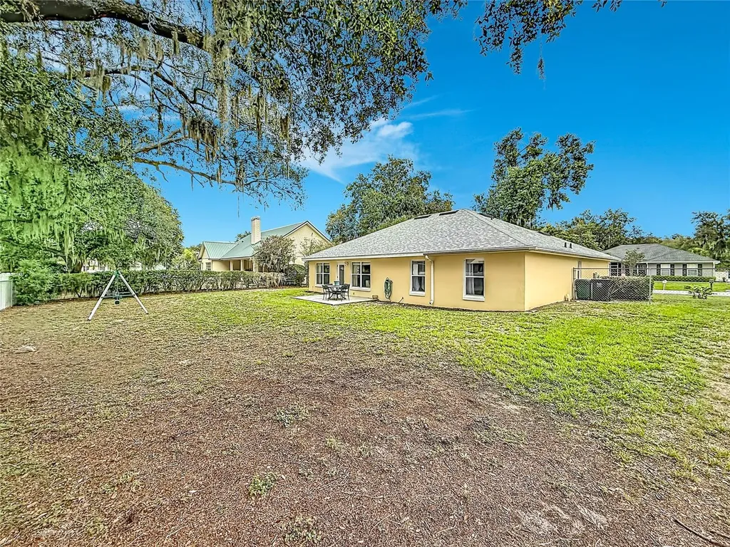 5945 White Tail Loop Lakeland FL 33811