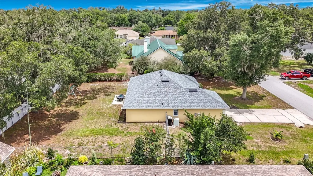 5945 White Tail Loop Lakeland FL 33811