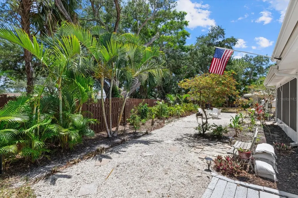 4305 Chinaberry Circle Bradenton FL 34208