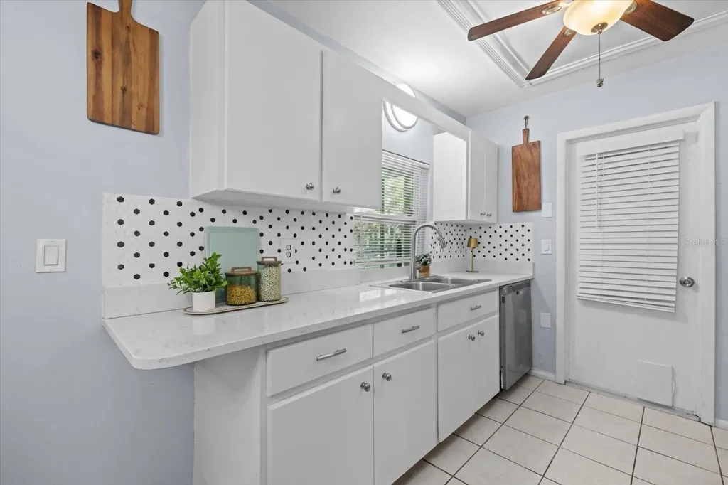 4305 Chinaberry Circle Bradenton FL 34208