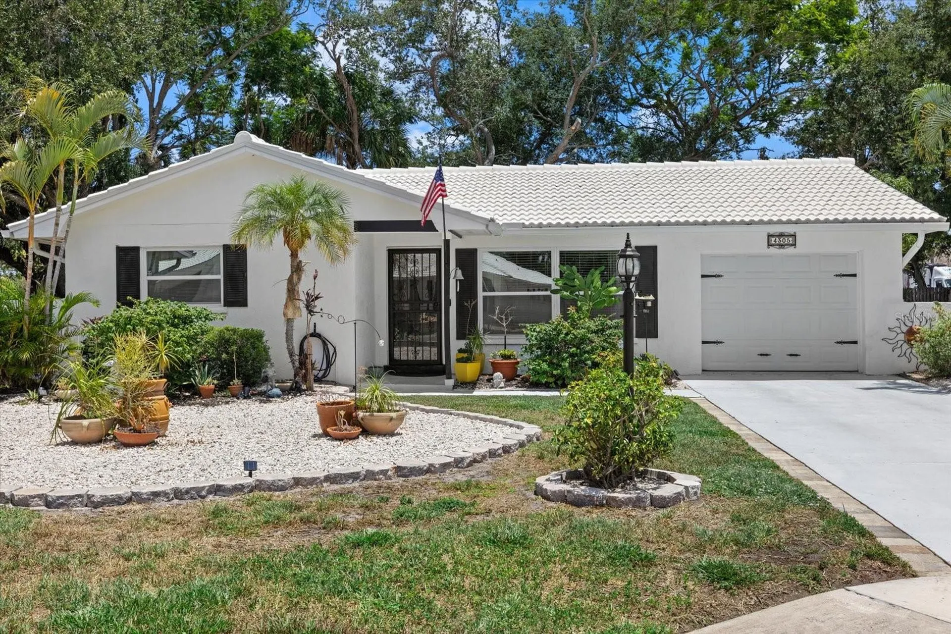 4305 Chinaberry Circle Bradenton FL 34208