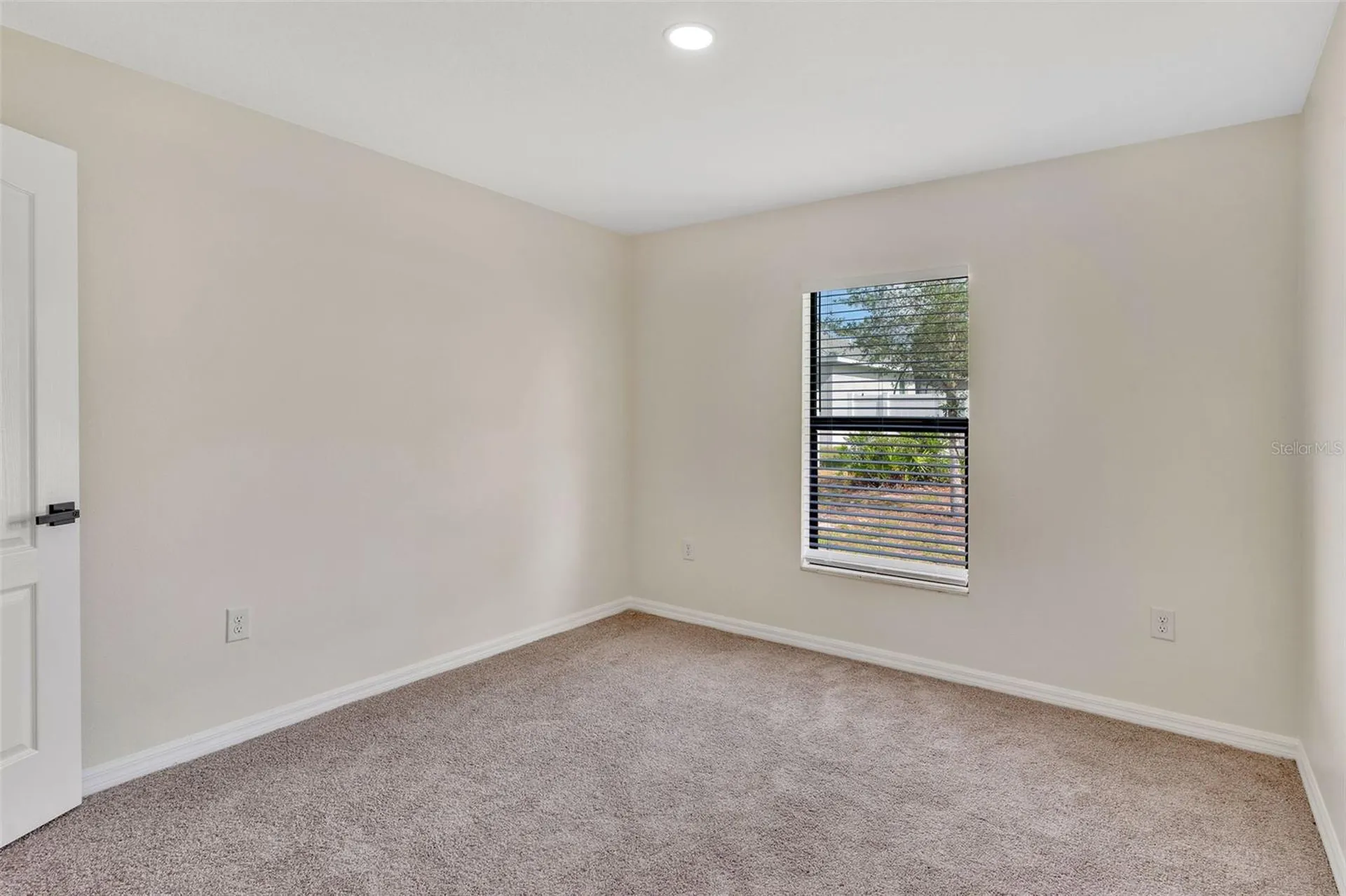 213 Fig Court Kissimmee FL 34759