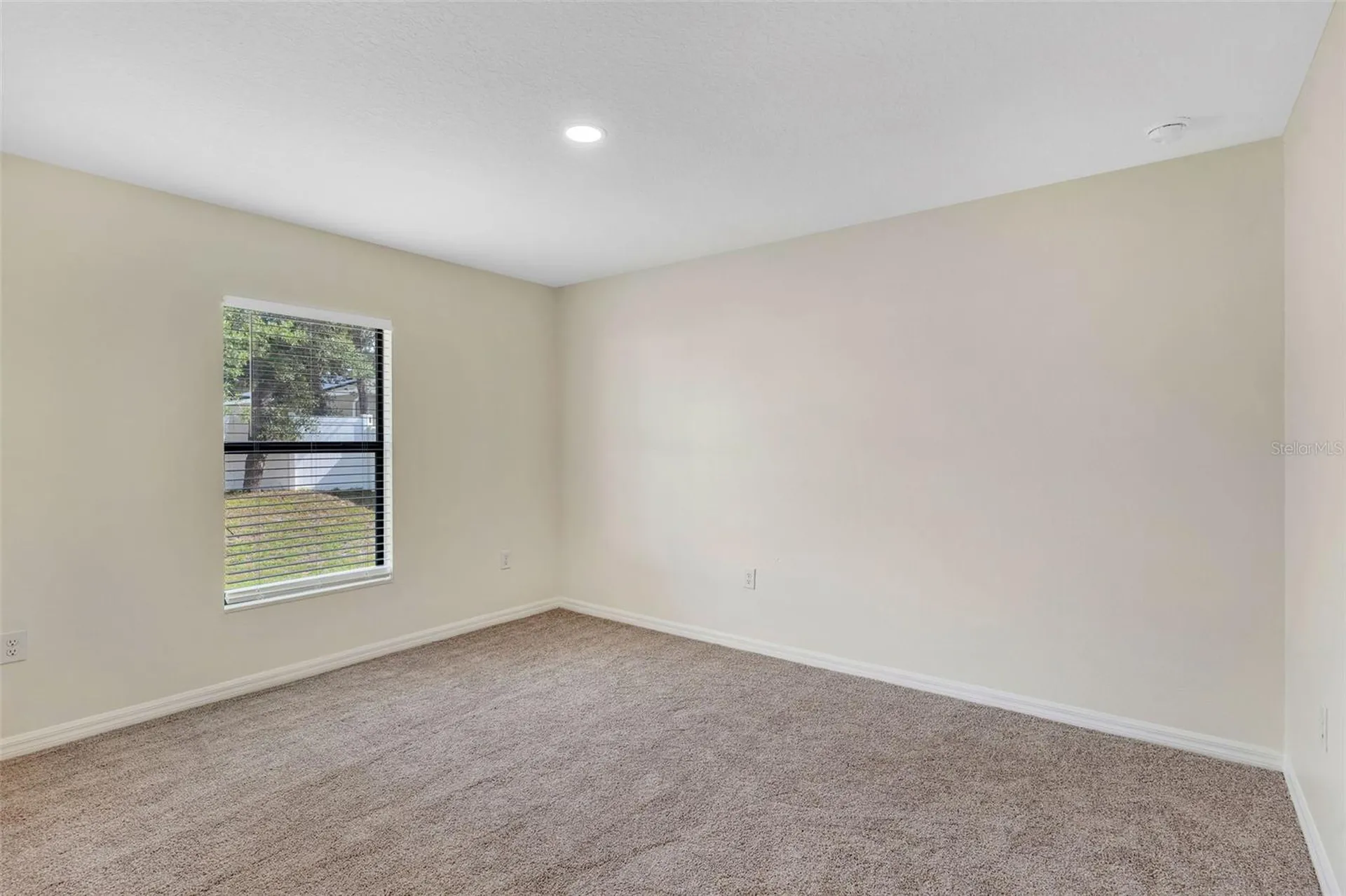 213 Fig Court Kissimmee FL 34759