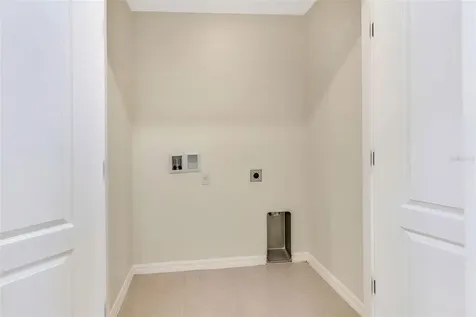213 Fig Court Kissimmee FL 34759