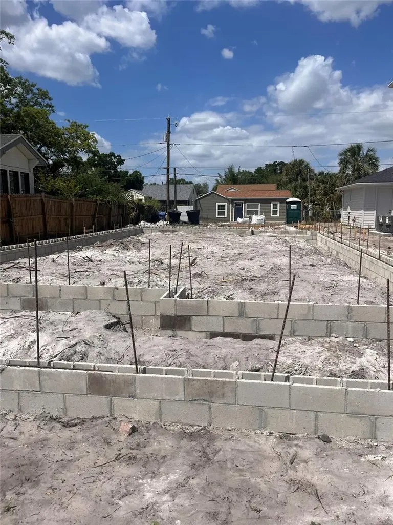 2829 4th Avenue N St Petersburg FL 33713