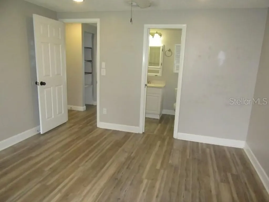 7010 Cobblewood Court Tampa FL 33615