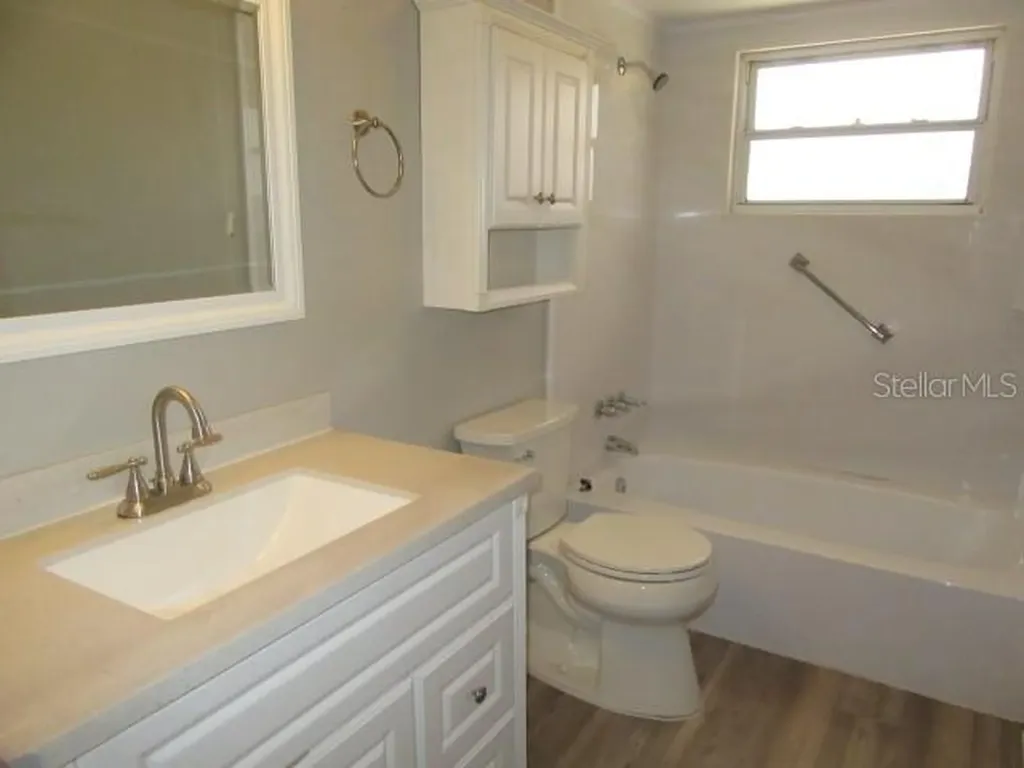 7010 Cobblewood Court Tampa FL 33615