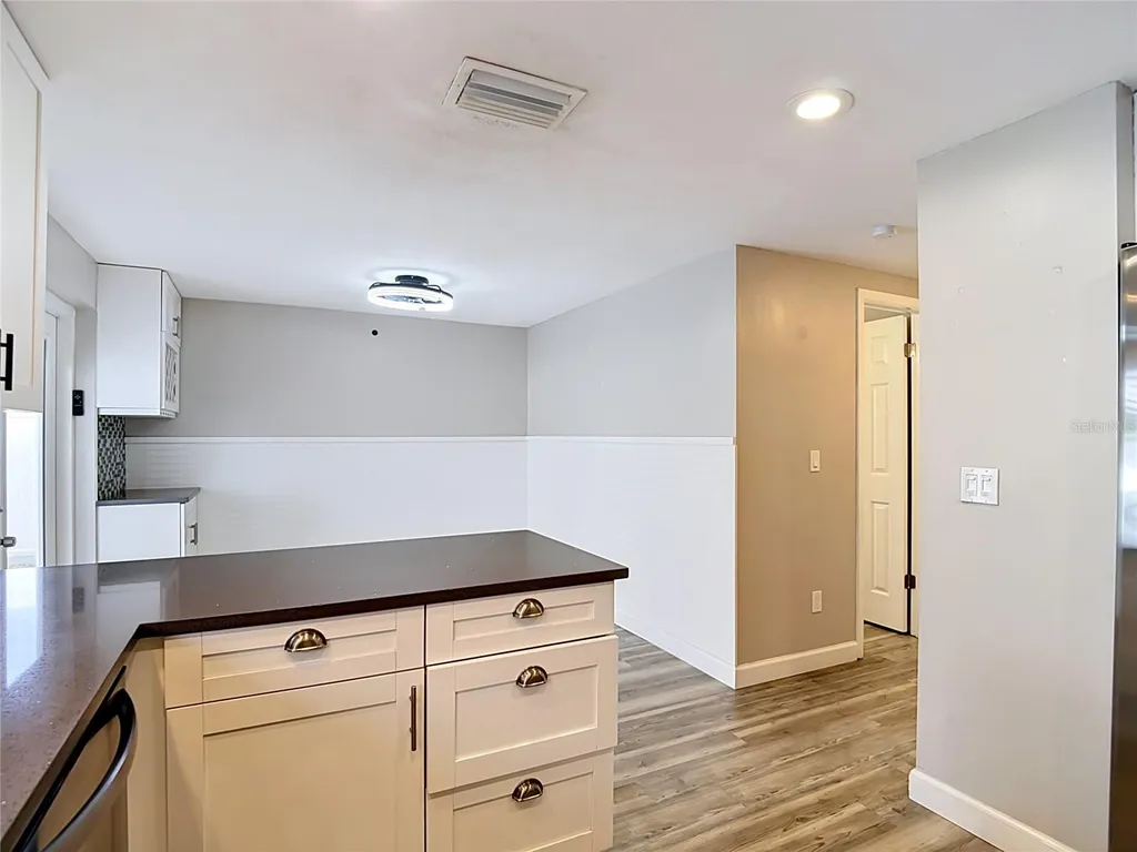 7010 Cobblewood Court Tampa FL 33615