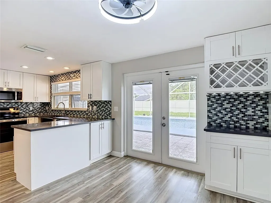 7010 Cobblewood Court Tampa FL 33615
