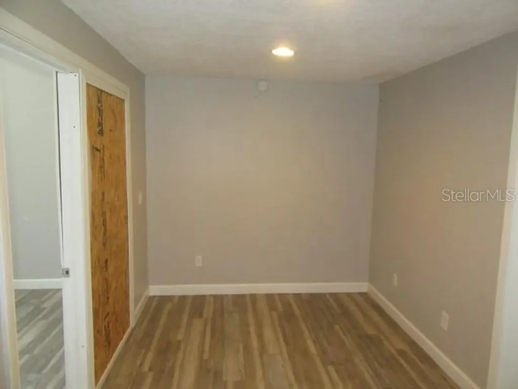 7010 Cobblewood Court Tampa FL 33615