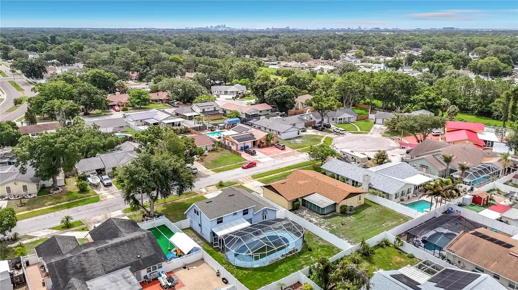 7010 Cobblewood Court Tampa FL 33615