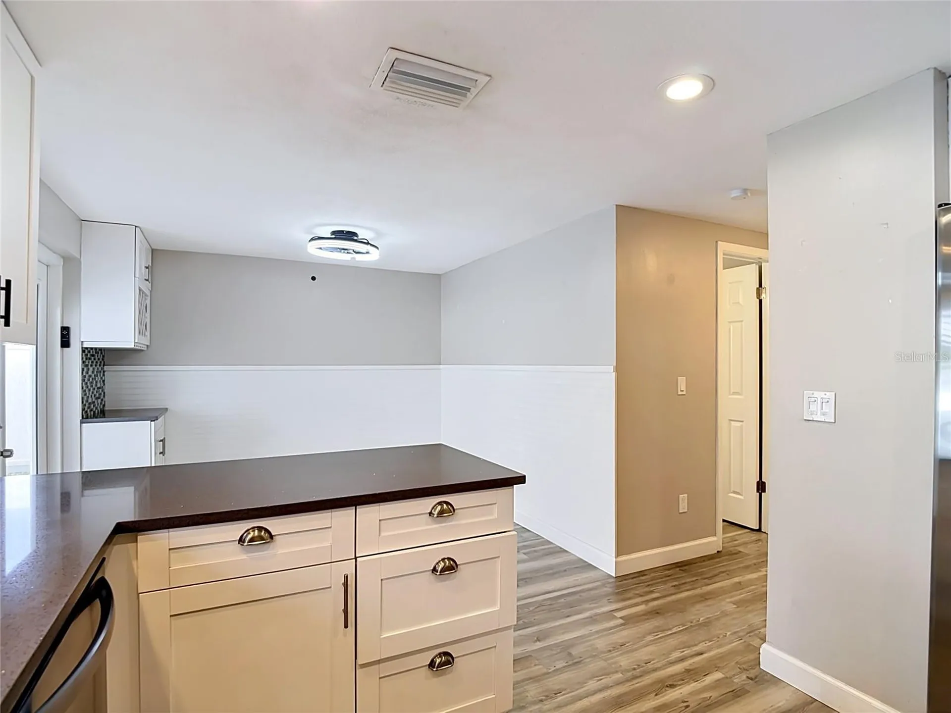 7010 Cobblewood Court Tampa FL 33615