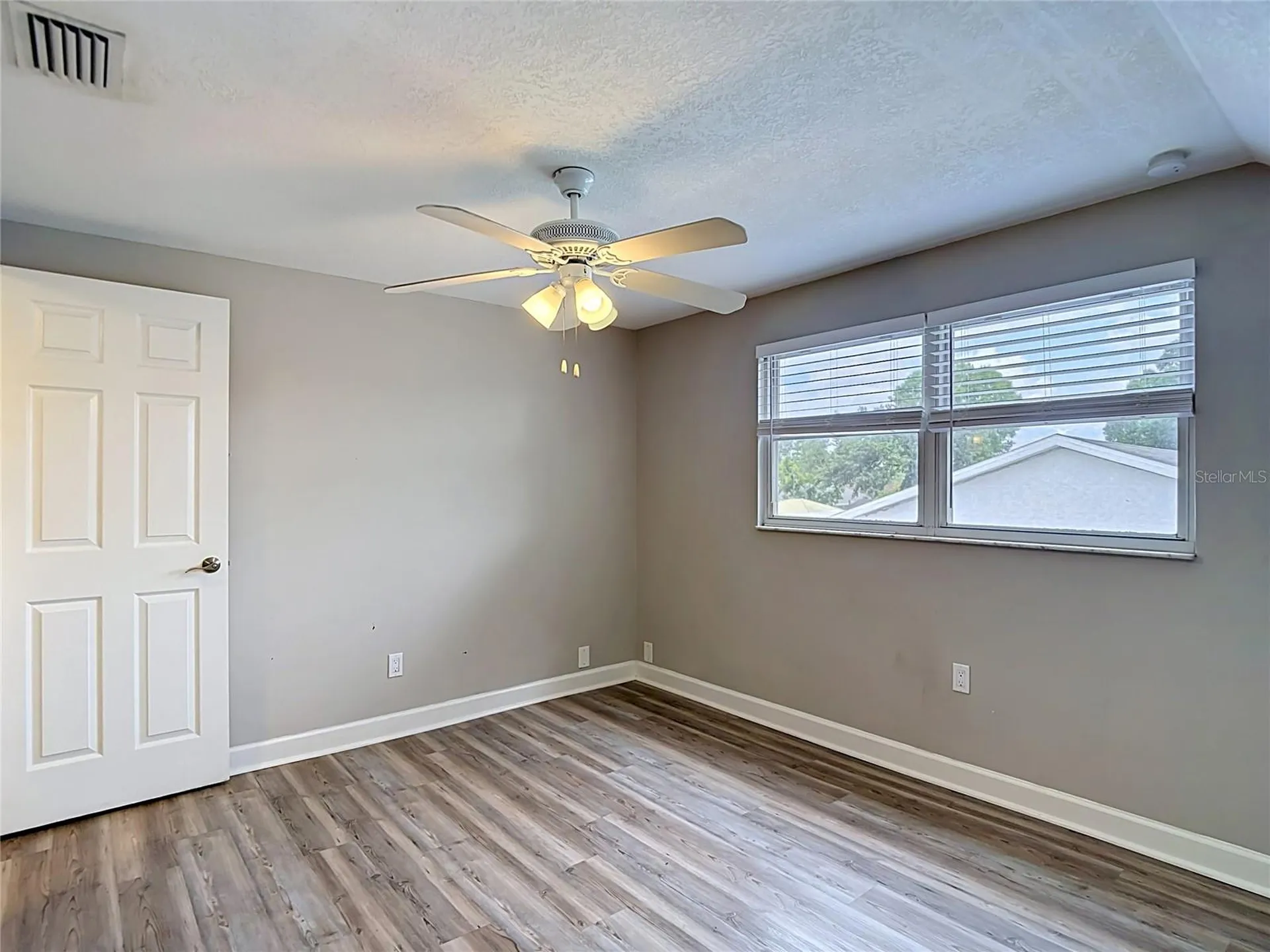 7010 Cobblewood Court Tampa FL 33615