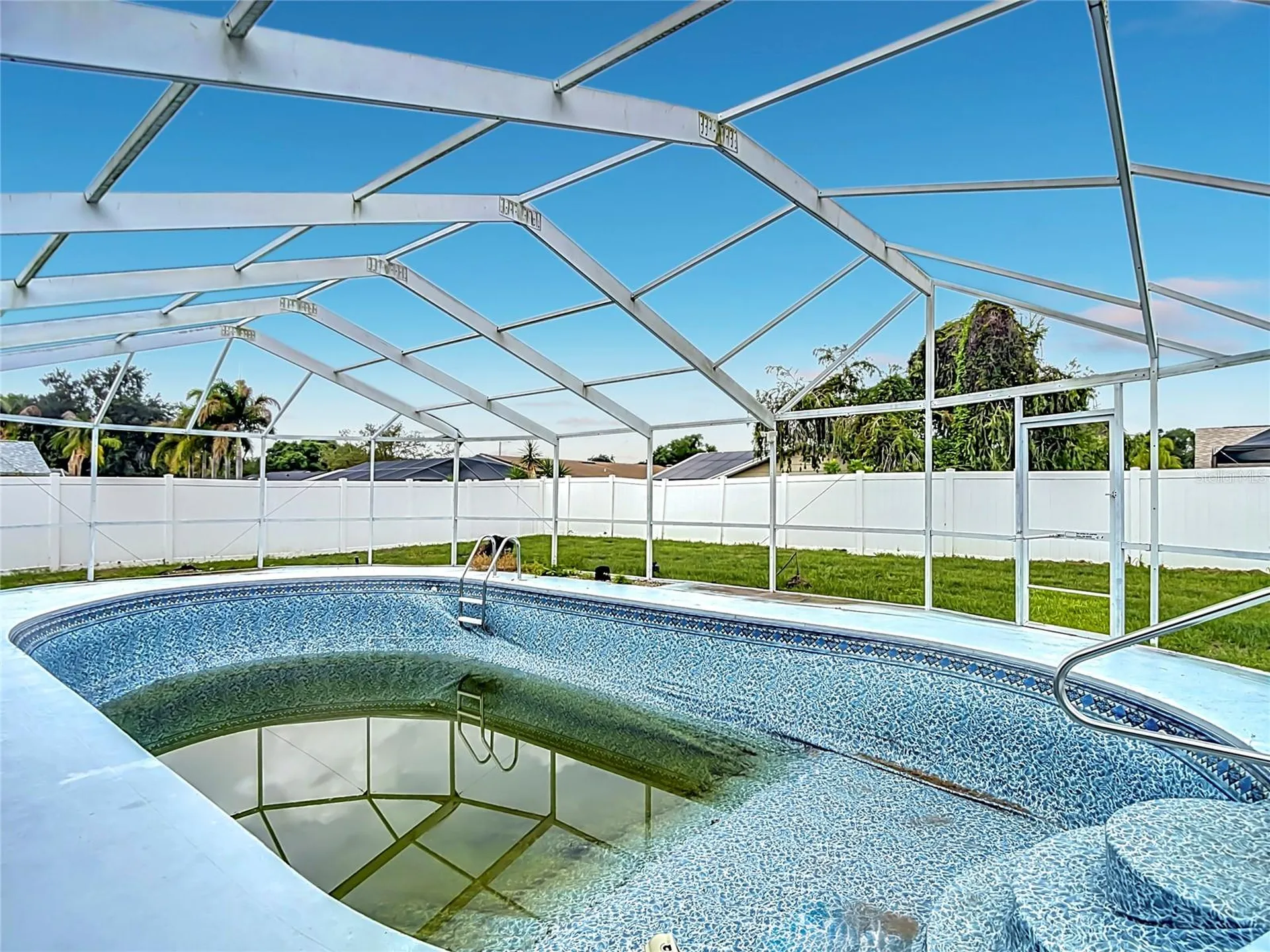 7010 Cobblewood Court Tampa FL 33615