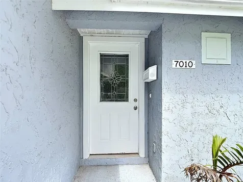7010 Cobblewood Court Tampa FL 33615