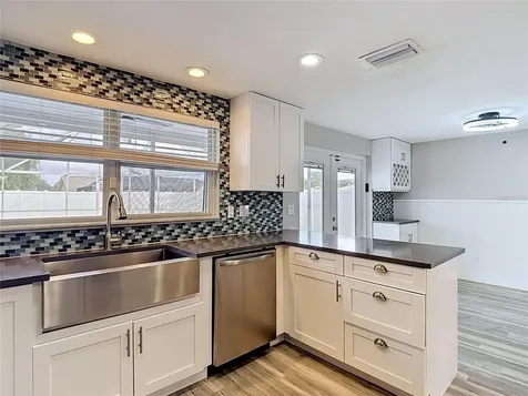 7010 Cobblewood Court Tampa FL 33615