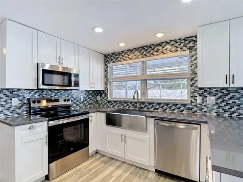 7010 Cobblewood Court Tampa FL 33615