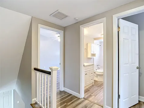 7010 Cobblewood Court Tampa FL 33615