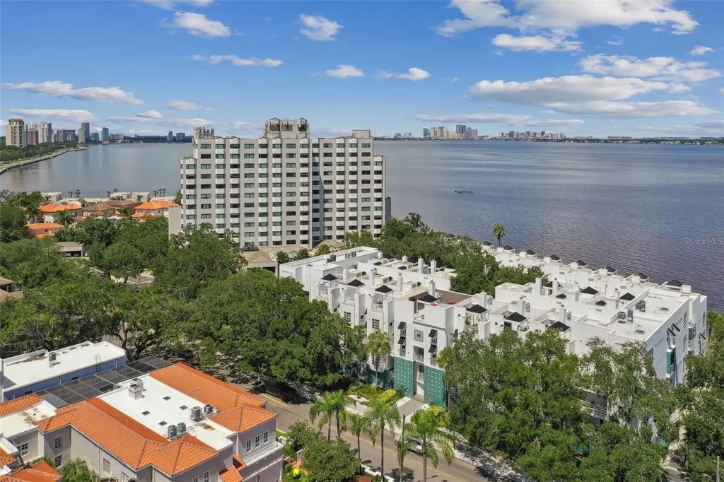 4950 Bayshore Boulevard Tampa FL 33611