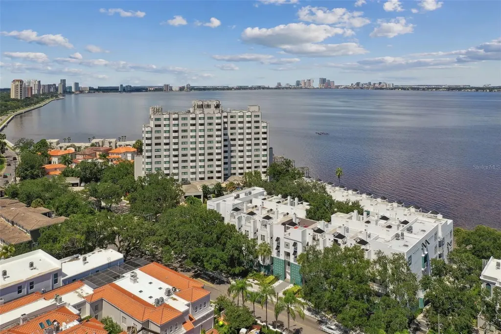 4950 Bayshore Boulevard Tampa FL 33611