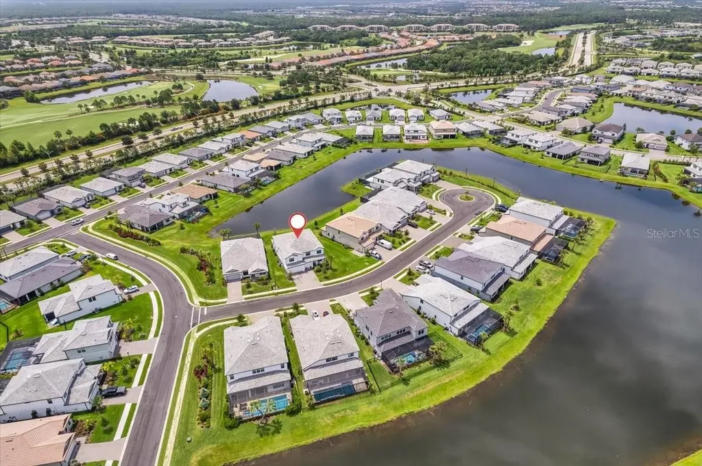5609 Clearwater Court Lakewood Ranch FL 34211